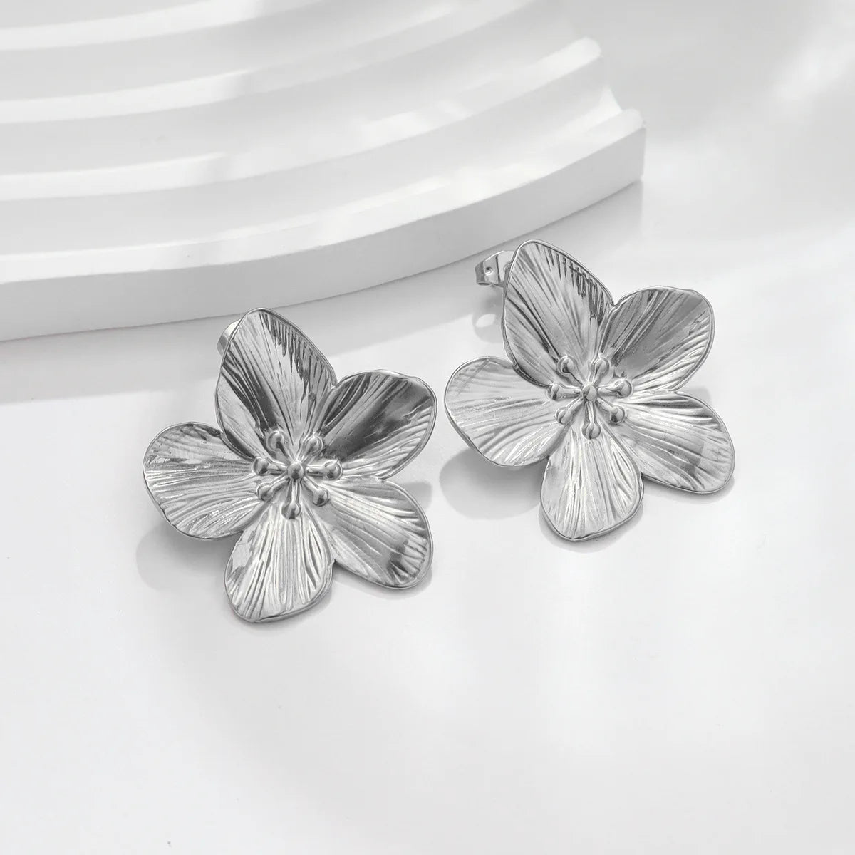 Aurora | Flower earrings